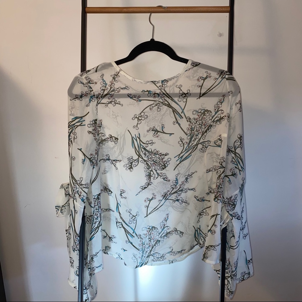 Cloud Chaser Sheer Layering Blouse -M